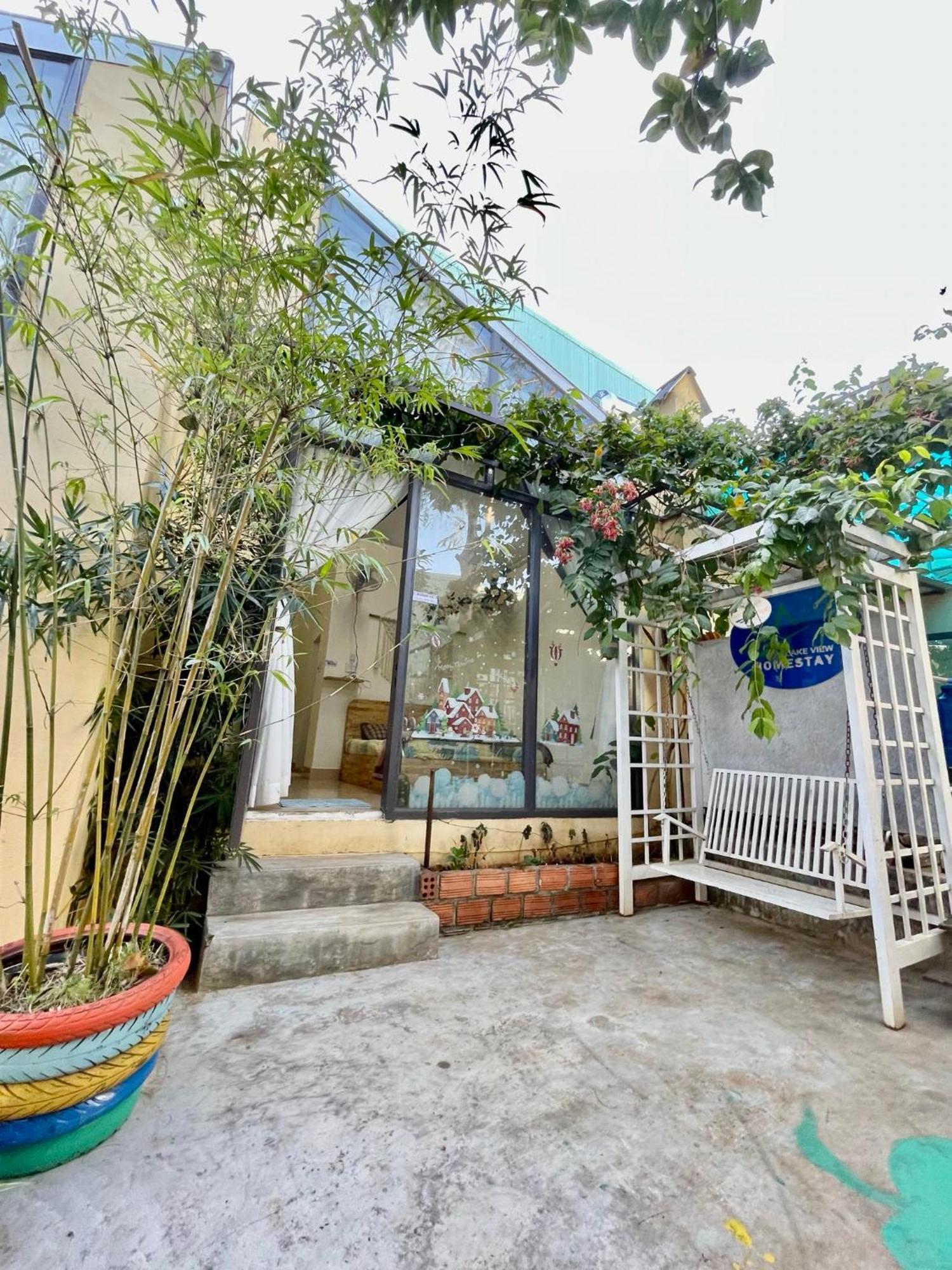 Lake View Homestay 플레이쿠 외부 사진