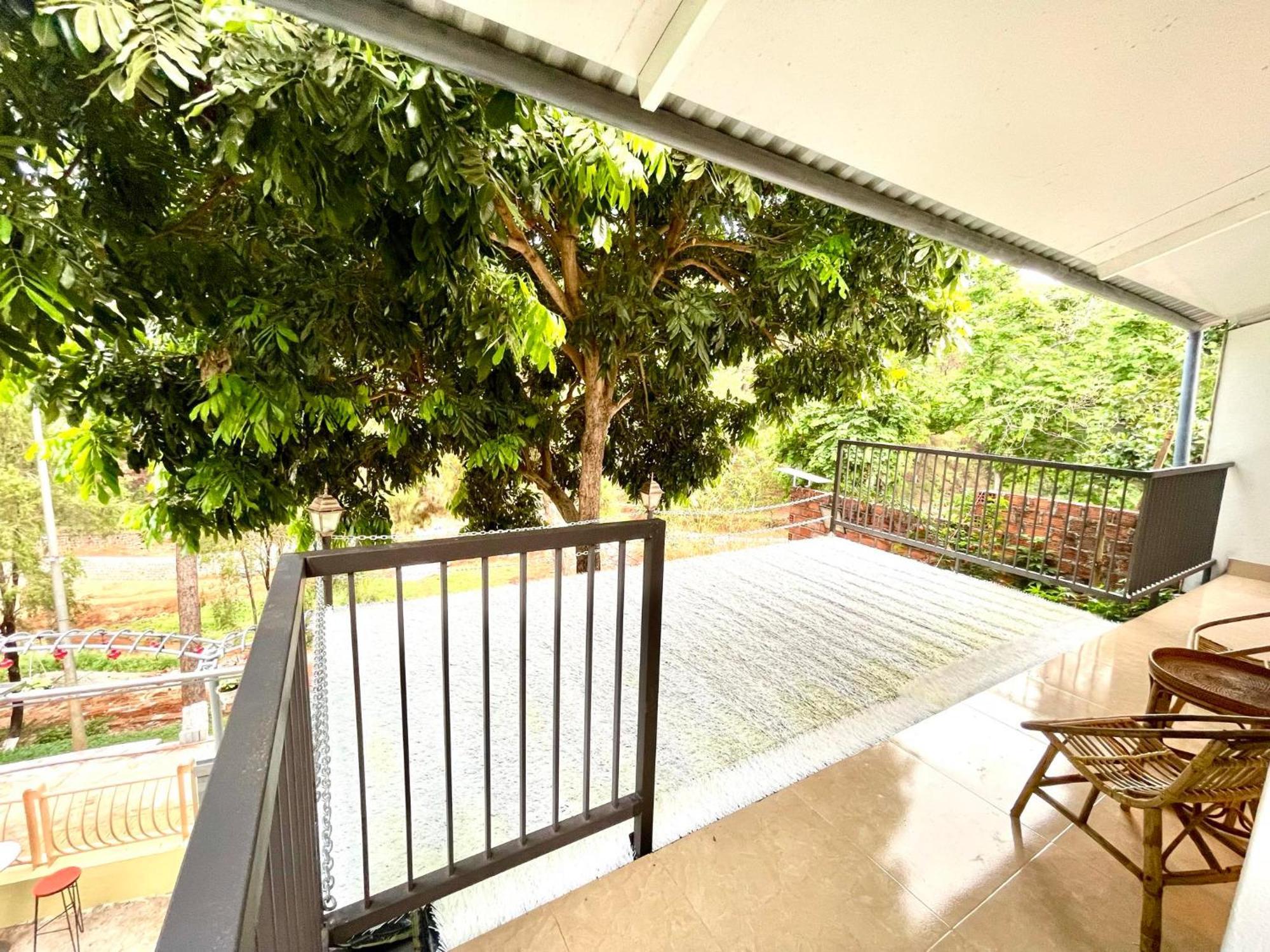 Lake View Homestay 플레이쿠 외부 사진