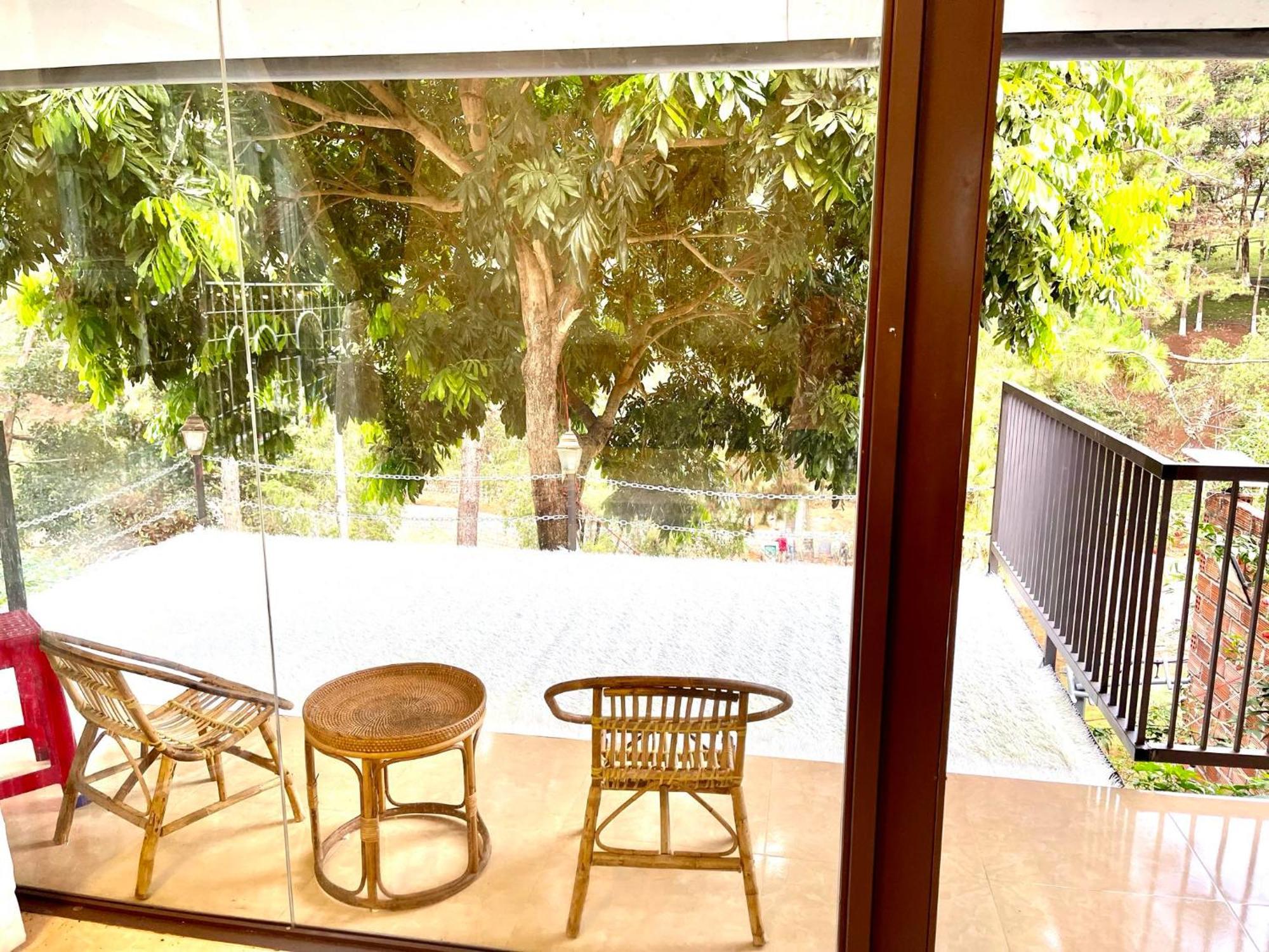 Lake View Homestay 플레이쿠 외부 사진